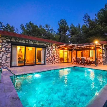 Tashan Villa *